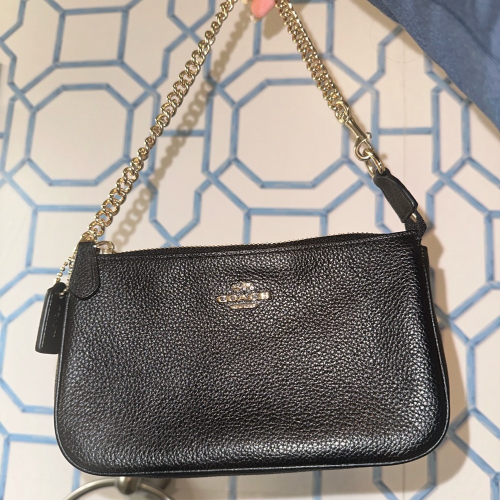 Black coach Nolita 19